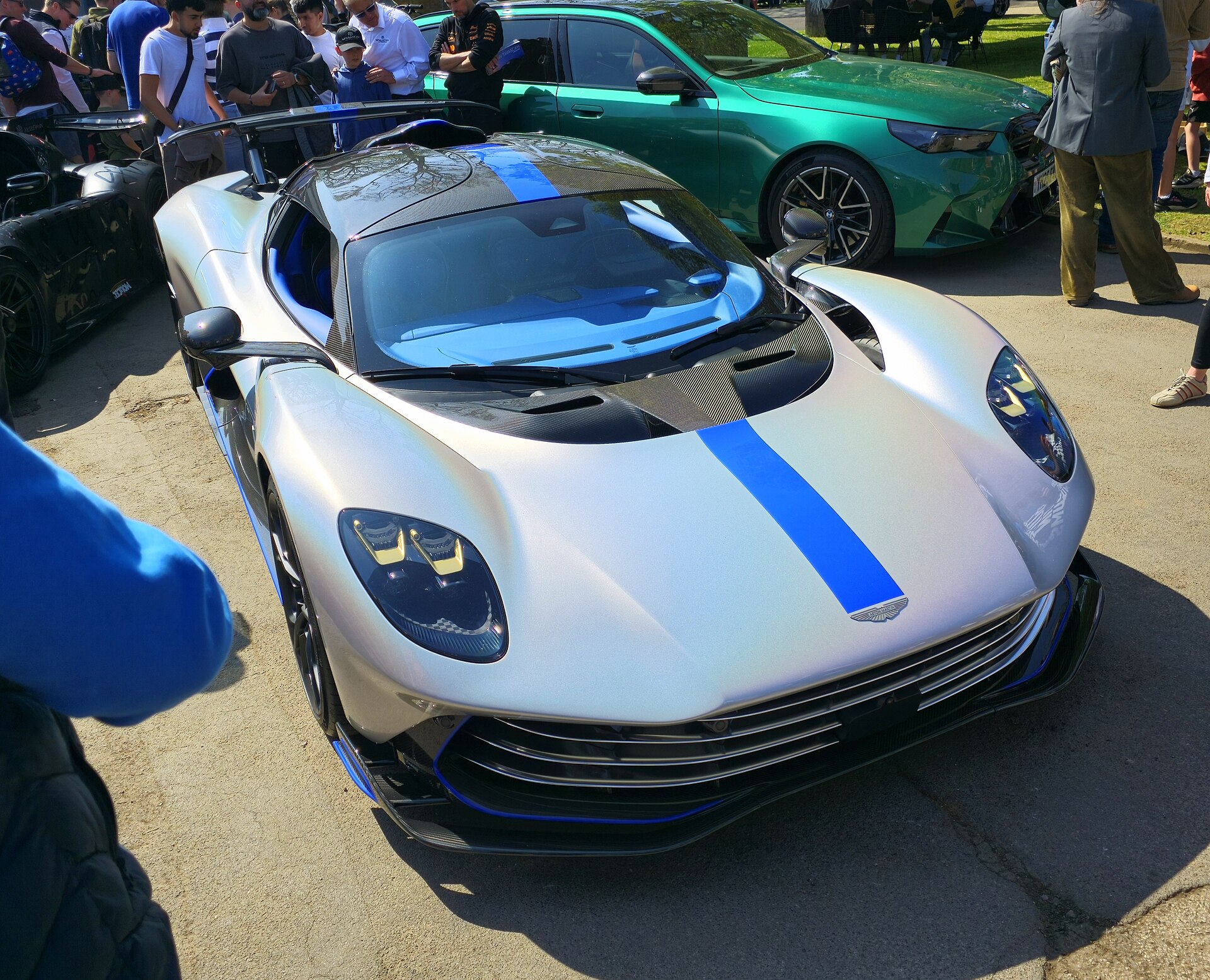 Aston Martin Valhalla