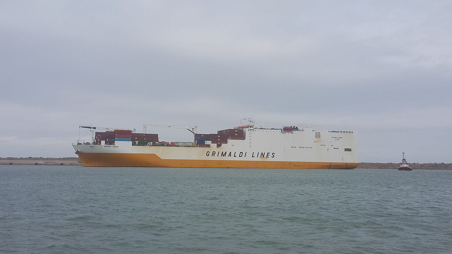 car carrier ship RoRo