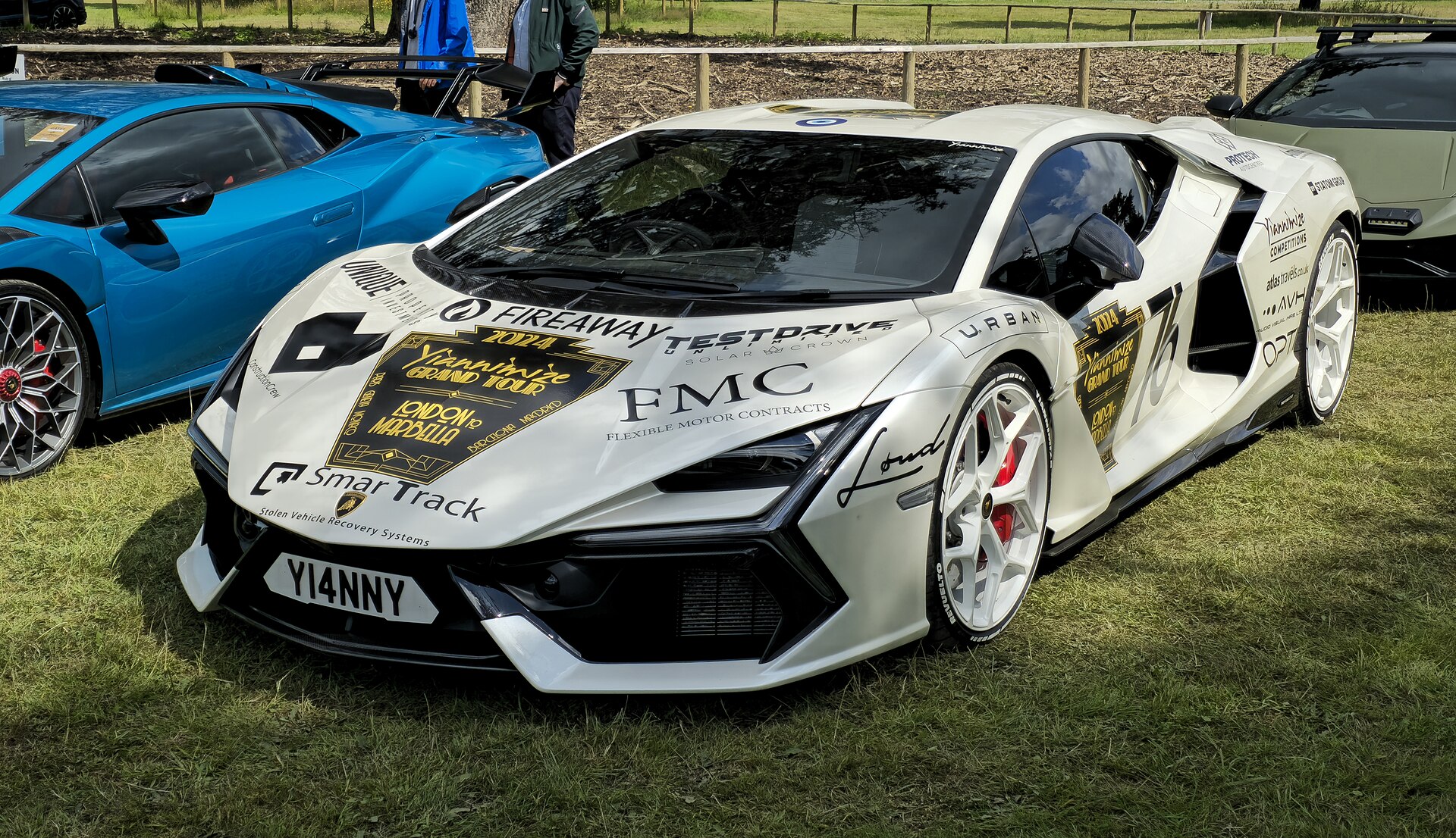 Lamborghini Revuelto
